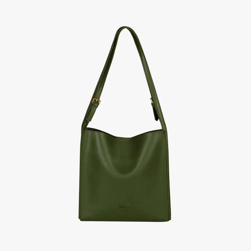 Mandotos eco-friendly vegan leather tote bag with stylish and sustainable design, featuring spacious interior and durable handles.