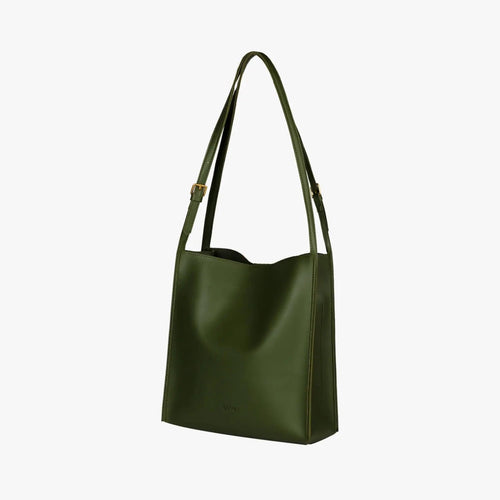 Mandotos eco-friendly vegan leather tote bag with stylish, sustainable design, featuring spacious interior and sturdy handles.