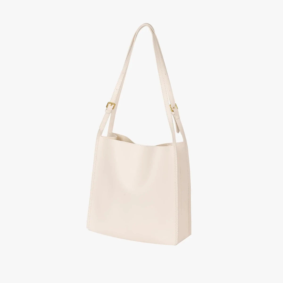 Mandotos eco-friendly vegan leather tote bag with stylish design, featuring sustainable materials and spacious interior.