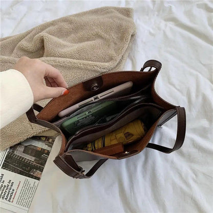 Mandotos eco-friendly vegan leather tote bag with stylish sustainable design, featuring spacious interior and durable handles.