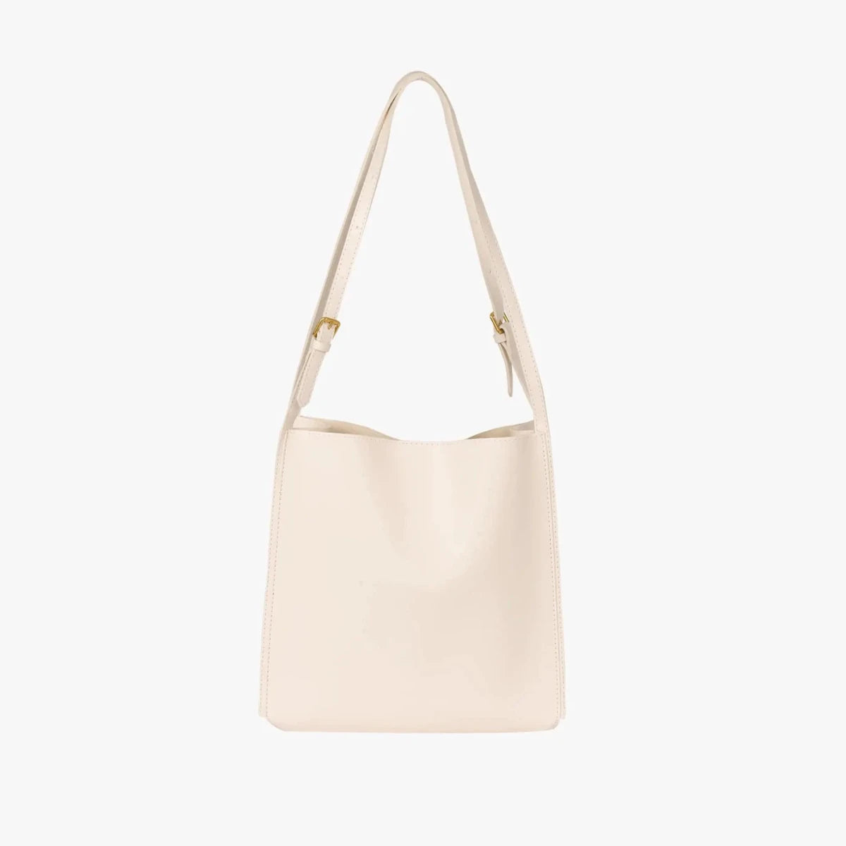 Mandotos eco-friendly vegan leather tote bag with stylish and sustainable design, featuring spacious interior and sleek exterior.
