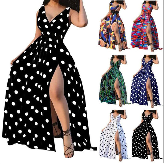 Elegant curve-hugging party dress by MANDOTOS featuring a stylish design and flattering fit for special occasions.