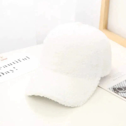 Mandotos fall style baseball hat with autumn-inspired design, casual fit, and adjustable strap for comfortable wear.