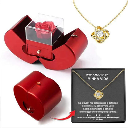 Mandotos red apple-shaped jewelry box with artificial rose, designed for necklaces, ideal for Christmas, Mother’s Day, or Valentine’s Day gifts