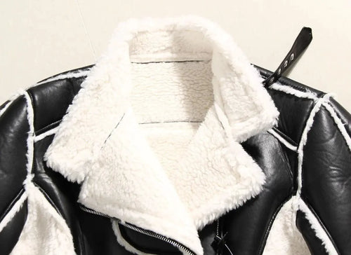 Mandotos faux leather cropped jacket featuring a classic collar, zip front, and fitted style for a trendy look.