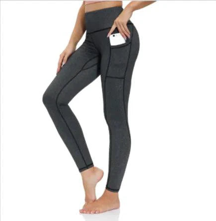 Mandotos FlexiForm high-waist fitness leggings in black, featuring a snug fit and stretchy fabric for workout comfort.