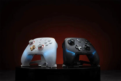 Mandotos GameSir Cyclone 2 wireless Bluetooth controller for Nintendo Switch, iPhone, and Android with Hall Effect joystick.