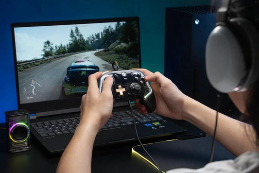 Mandotos GameSir Kaleid Flux wired Xbox controller with Hall Effect joysticks for Xbox Series X, Series S, and Xbox One consoles.