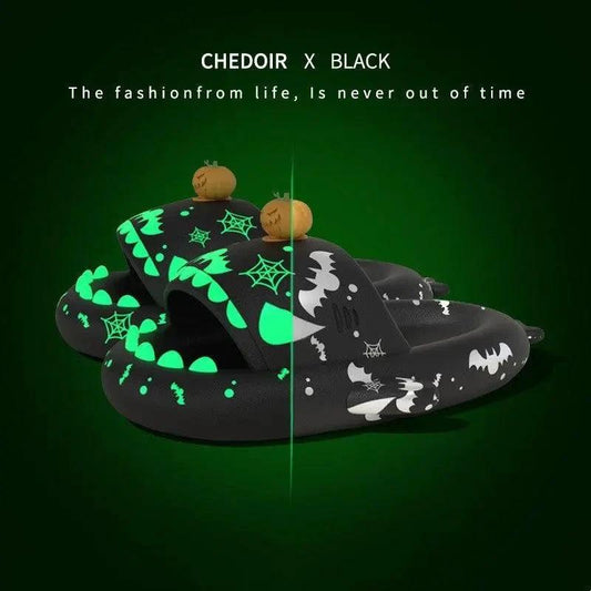 Mandotos luminous shark slippers for men and women, non-slip Halloween and Christmas-themed house shoes for bathroom and home use.