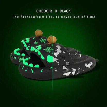 Mandotos luminous shark slippers for Halloween and Christmas, non-slip house shoes for men and women, cozy bathroom slippers.