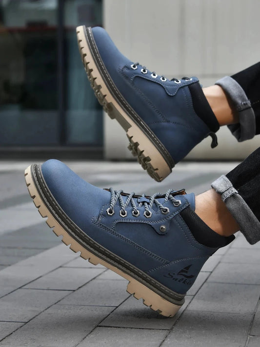 Mandotos handmade men's ankle winter leather boots with high-top design, outdoor hiking style, anti-slip sole, suitable for autumn.