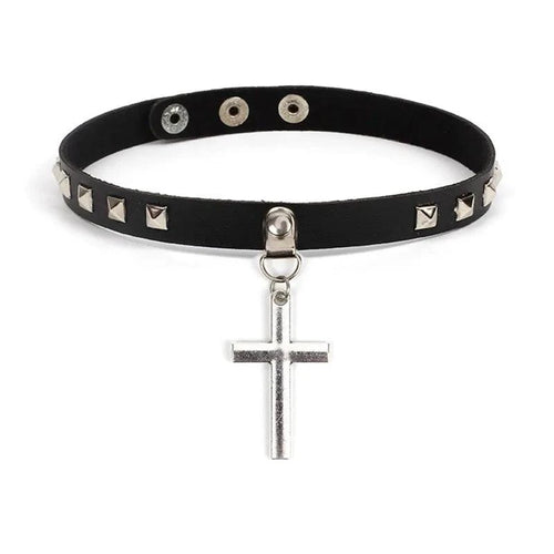 Mandotos Harajuku Punk Cross Choker with metal chain and cross pendant, showcasing edgy fashion accessory on a black background.