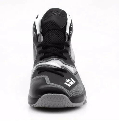 Mandotos high-performance outdoor basketball kicks with durable sole and breathable design, suitable for outdoor courts.