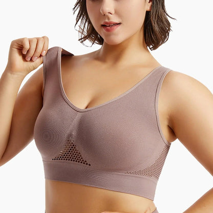 Mandotos high-strength anti-sag sports bra for women's yoga and running, providing support and comfort during exercise.