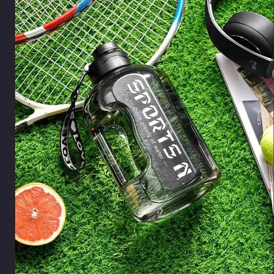 Mandotos HydroPro cycling water bottle, leakproof and lightweight, designed for gym workouts and staying hydrated during exercise.