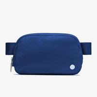 Mandotos International 1L breathable women's fanny pack, ideal for travel and outdoor use, shown in a compact and functional design.