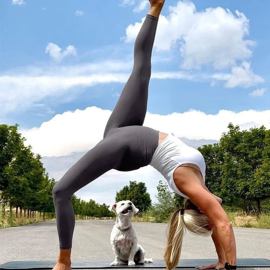 Plus size Mandotos yoga pants for women featuring high waist, pockets, solid color, elastic fit, ideal for fitness and running.