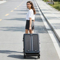 Mandotos International 2026 US Warehouse 20-24 inch zipperless aluminum frame hard shell travel suitcase with front opening design.