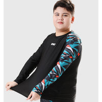 Mandotos International boys' swim trunks, 2026 new model, two-piece youth swimwear with colorful design for kids' hot spring swimming.