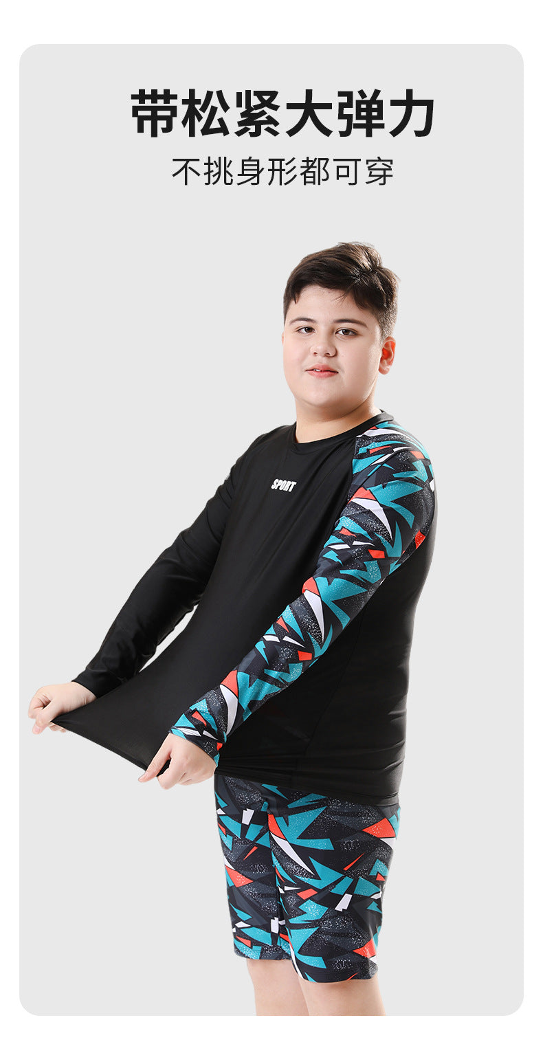 Mandotos International boys' swim trunks, 2026 new model, two-piece youth swimwear with colorful design for kids' hot spring swimming.