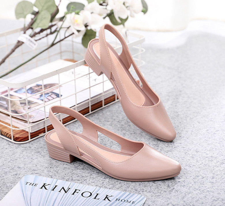 Mandotos International women's casual jelly sandals with shallow mouth, mid-low heel, breathable plastic material, Korean style.