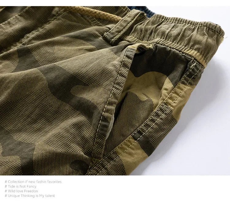 Men's camouflage street outdoor stretch tooling shorts by Mandotos International, featuring a casual fit and durable fabric.