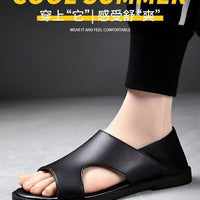 Mandotos International men's non-slip soft-soled beach sandals, ideal for summer comfort and casual outdoor wear.