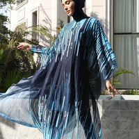 Mandotos International modest coverage Muslim burkini, stylish and functional swimwear for middle-aged women, in navy blue with full coverage.