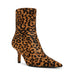 Steve Madden ALSTON women's leopard ankle boots, size 7.5, with stylish animal print and sleek design.