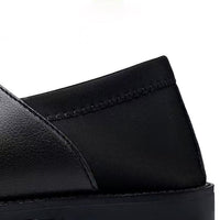 Mandotos International men's summer sandals with non-slip soft soles, breathable, wear-resistant, casual beach footwear.