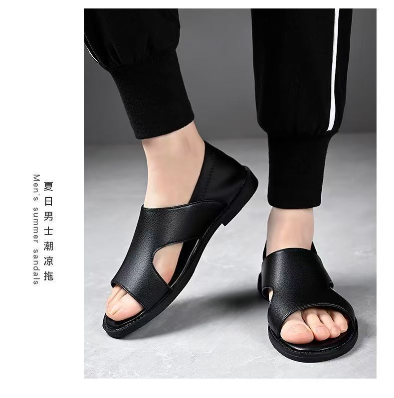 Mandotos International men's summer beach sandals with non-slip soft soles, breathable and wear-resistant casual footwear.