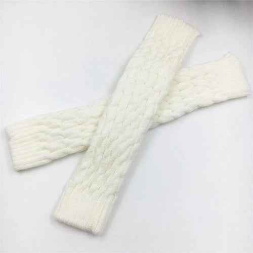 Mandotos knitted wool knee-high leggings and warm daytime wool socks, soft and cozy for cold weather.