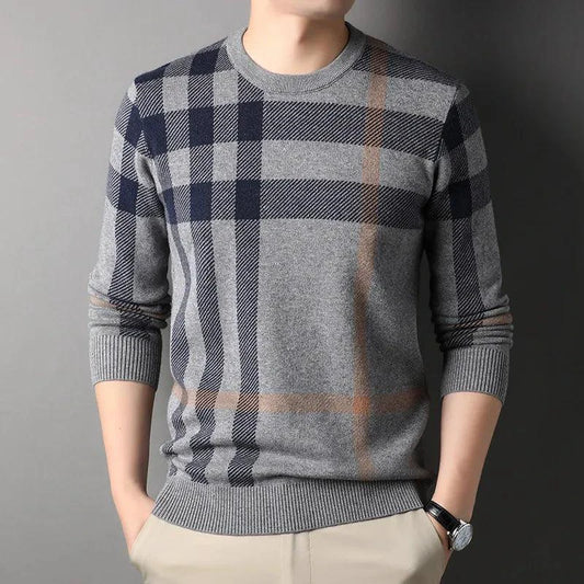 Mandotos men's knitwear casual crew neck sweater, lightweight top with long sleeves and ribbed cuffs, ideal for everyday wear.