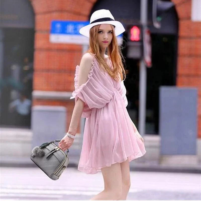 Mandotos ladies' luxury leather handbag with elegant design, top handle, and gold-tone accents for stylish everyday wear.