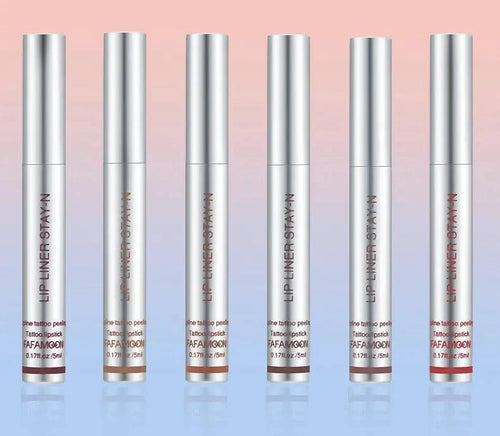 Mandotos Lasting Definition Lip Liner in No Fade, close-up of the sleek black pencil with sharpened tip for precise application.