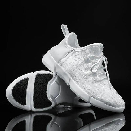 Mandotos LED fiber optic shoes with illuminated soles and colorful light displays, perfect for nightwear and parties.