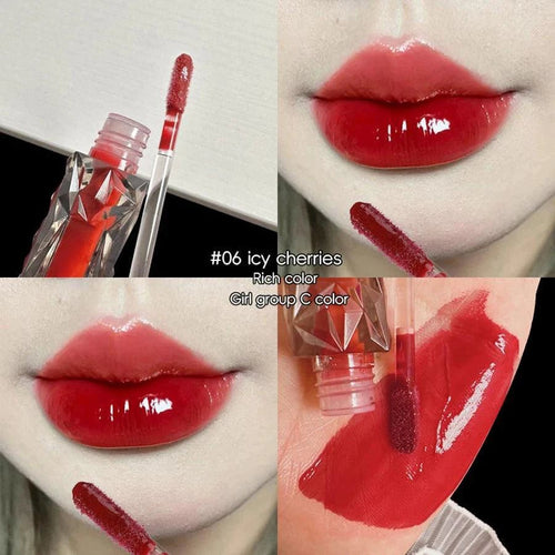 Mandotos long-lasting moisturizing lip gloss with waterproof mirror finish, showcasing a smooth, glossy lips look.