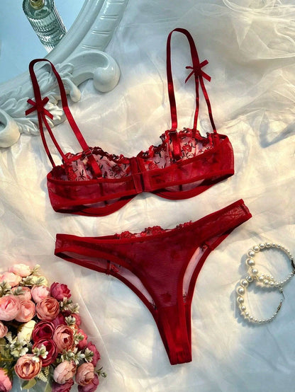 Mandotos Luxe Lingerie floral embroidery 2-piece set featuring delicate lace and elegant design for confident, alluring women.