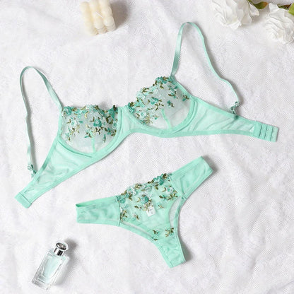 Mandotos Luxe Lingerie floral embroidery 2-piece set featuring delicate lace and intricate floral details, designed for elegant confidence.