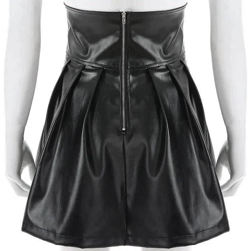 Mandotos black leather lace-up skirt with front detailing, stylish and fitted, designed for a trendy, edgy look.