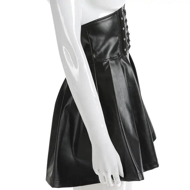 Mandotos black leather lace-up skirt with front lacing detail, fitted design, and high waist for a stylish, edgy look.