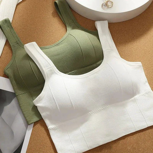 Mandotos breathable sports bra for women, seamless yoga top, shockproof, push-up crop top ideal for gym and workout sessions