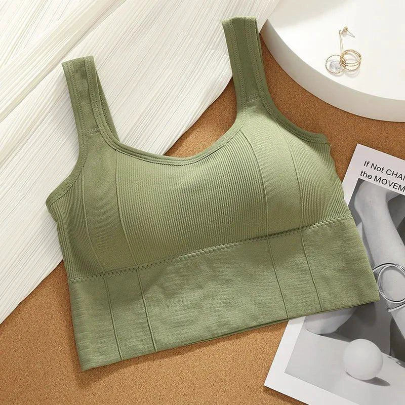 Mandotos breathable women's sports bra and seamless yoga top, shockproof, push-up crop for gym and workout activities