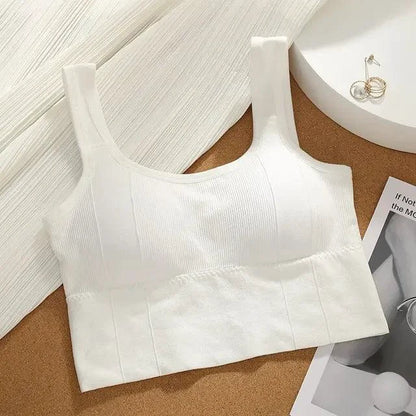 Mandotos breathable sports bra for women, seamless yoga top with shockproof, push-up design, ideal for gym and workout sessions.