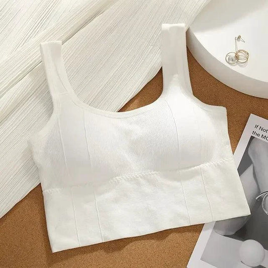 Mandotos breathable sports bra for women, seamless yoga top with shockproof, push-up design, ideal for gym and workout sessions.