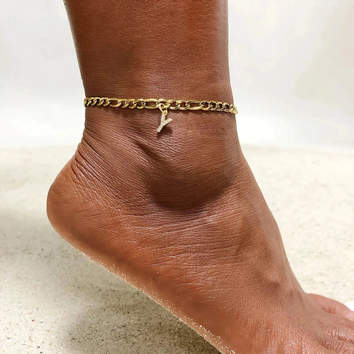 Mandotos crystal A-Z letter initial anklet for women with Cuban link stainless steel chain, beach style jewelry accessory