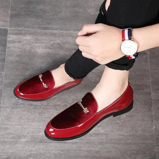 Mandotos men's navy leather loafers, slip-on dress shoes with premium leather construction and classic style.