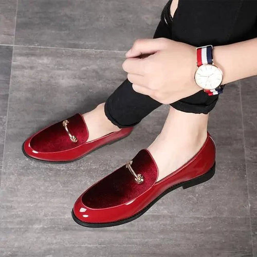 Mandotos men's navy leather loafers, slip-on dress shoes with classic design and premium leather construction.