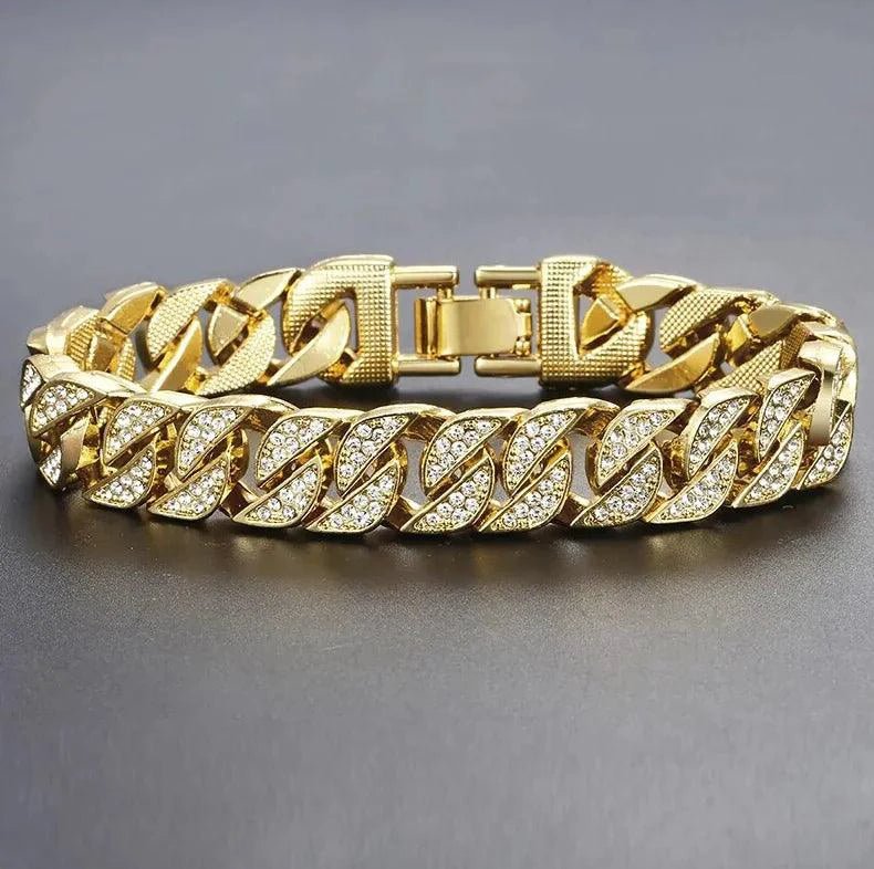 Men's gold chain bracelet by MANDOTOS featuring a sleek, luxe design with polished links for a stylish accessory.