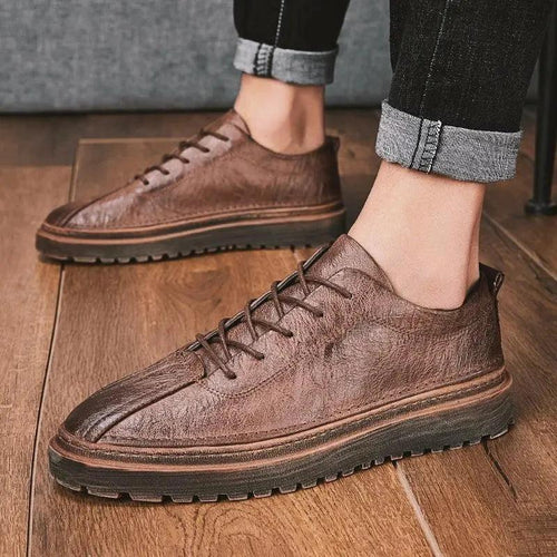 Mandotos men's spring shoes with breathable fabric and stylish design, perfect for casual and outdoor wear.